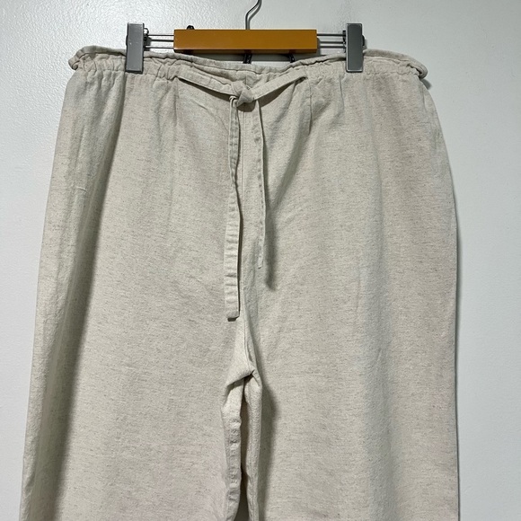 Yessica Women’s Beige Cotton-Linen Blend Relaxed Trousers - Size 42 - Picture 15 of 15